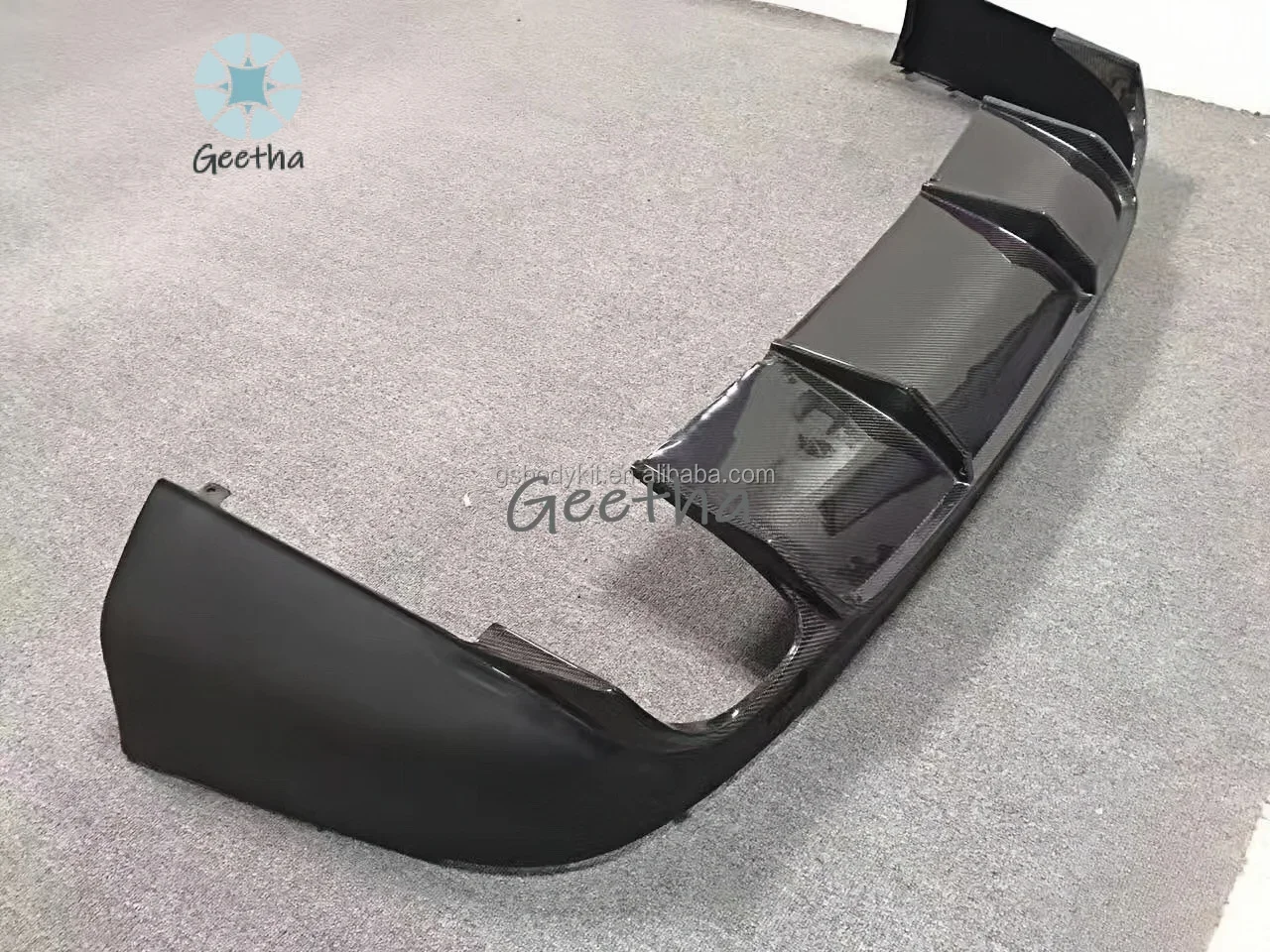 For Q7 2010-2015 Carbon Fiber Rear Bumper Diffuser Low Spoiler Rear Lip Chin for Audi Q7
For Q7 2010-2015 Carbon Fiber Rear Bumper Diffuser Low Spoiler Rear Lip Chin for Audi Q7