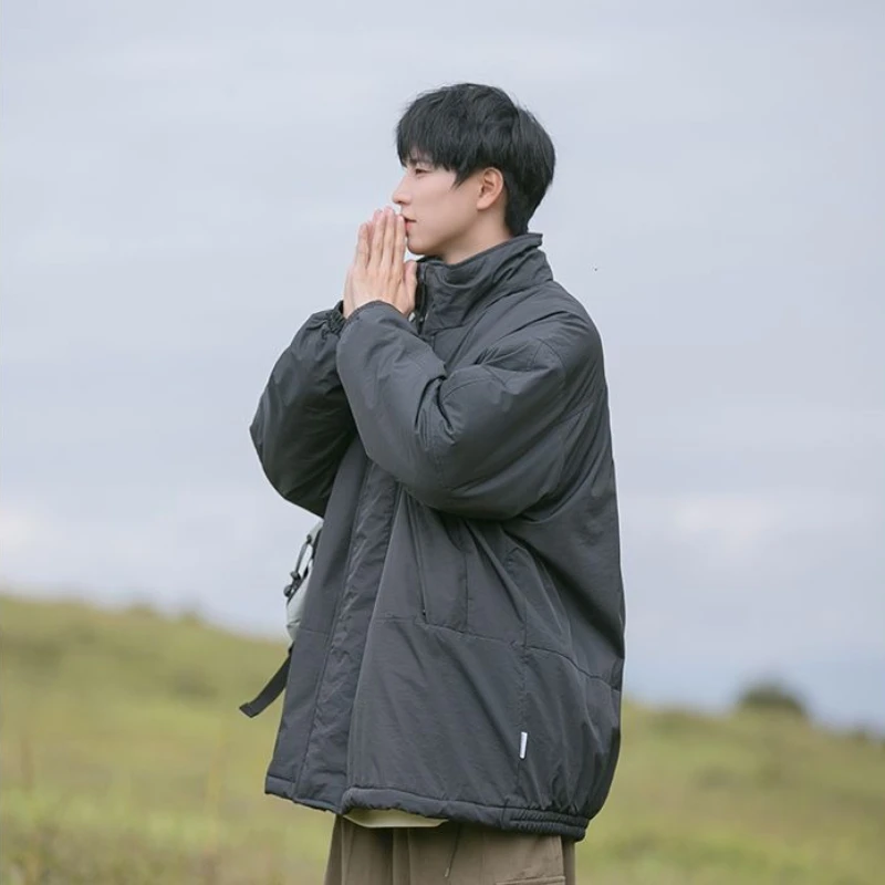  Мужская свободная зимняя утолщенная хлопковая куртка, американская универсальная винтажная уличная одежда, верхняя одежда
Мужская свободная зимняя утолщенная хлопковая куртка, американская универсальная винтажная уличная одежда, верхняя одежда 