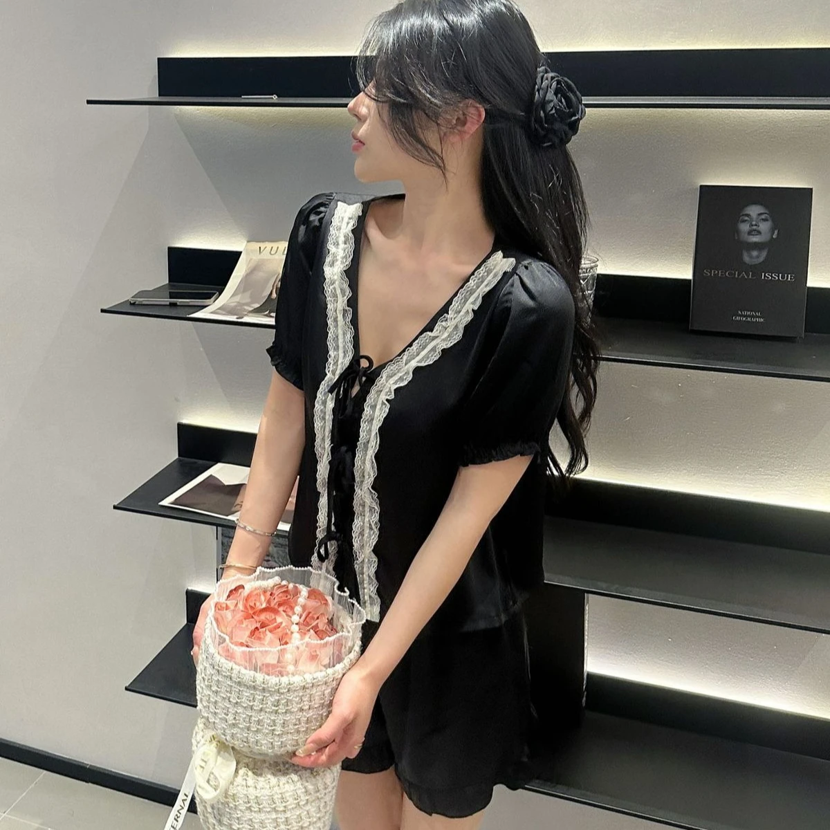 Twinset Short Sleeve Pijamas Suit Satin Lace V-Neck Sleepwear PJS Lingerie Summer Female Pajamas Set Nightsuits Home Clothes
Twinset Short Sleeve Pijamas Suit Satin Lace V-Neck Sleepwear PJS Lingerie Summer Female Pajamas Set Nightsuits Home Clothes