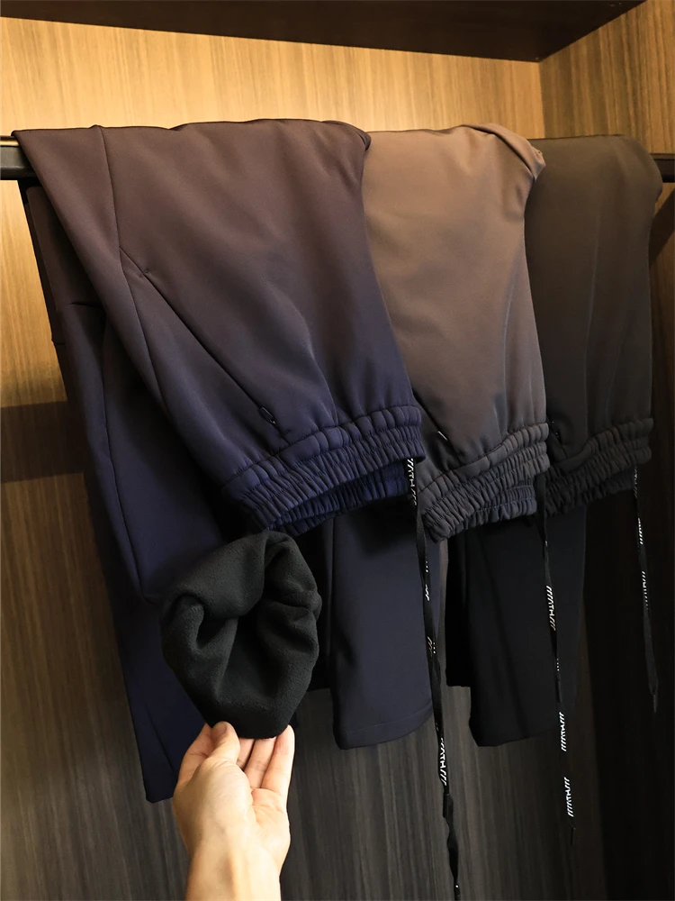 Men's Lightweight Outdoor Sports Fce Lined Casual Pants Warm Faionable Straight Leg Long Trousers for Autumn Winter
Men's Lightweight Outdoor Sports Fce Lined Casual Pants Warm Faionable Straight Leg Long Trousers for Autumn Winter