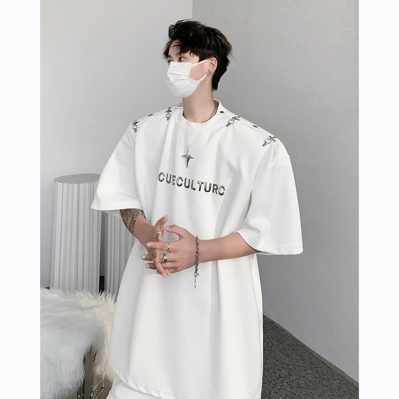 Street Sle Summer ort Sve Metal Button Decoration 3D Printed Loose Fit Men's T-irt Youthful Trendy Polyester Fiber
Street Sle Summer ort Sve Metal Button Decoration 3D Printed Loose Fit Men's T-irt Youthful Trendy Polyester Fiber