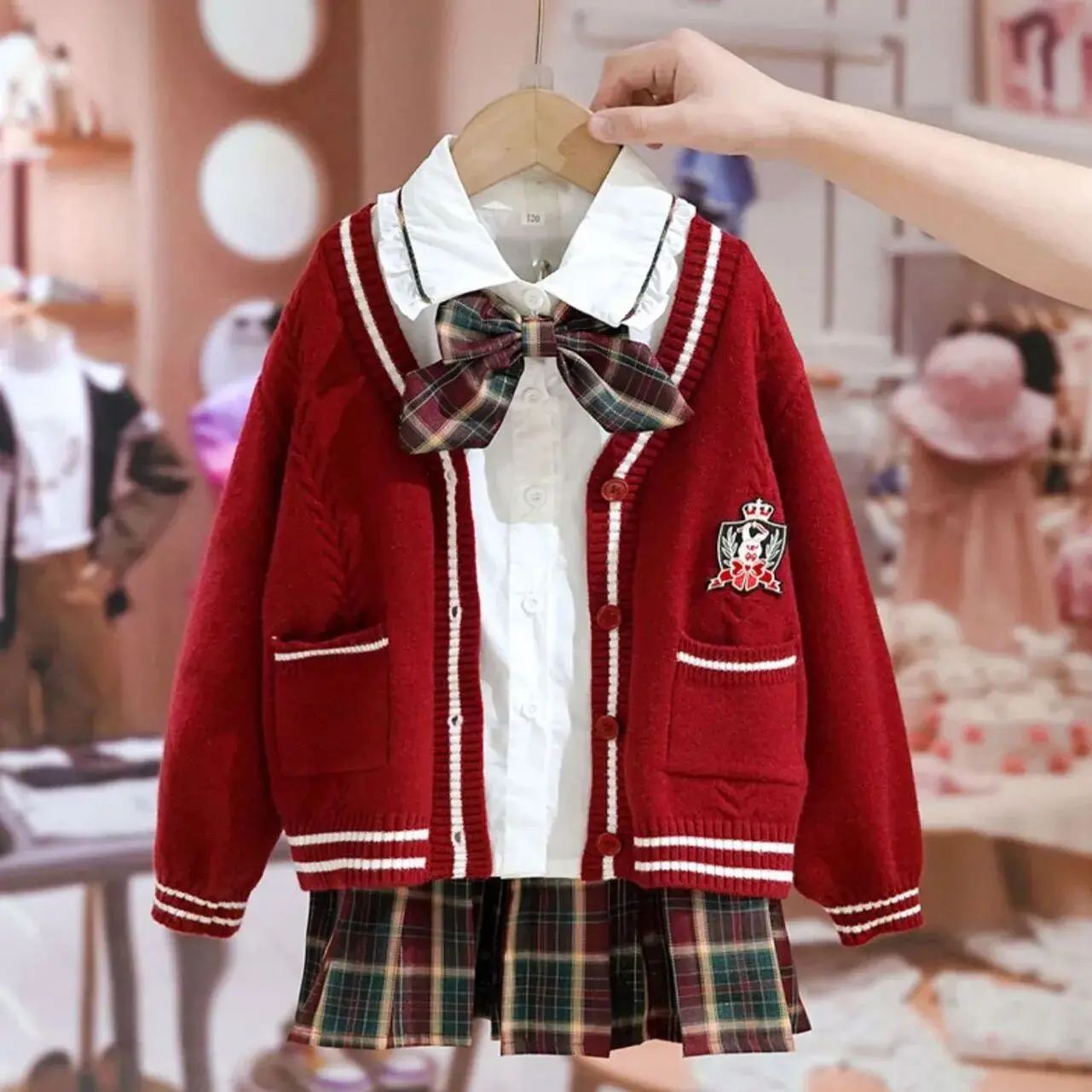 girls' sweater JK uniform set autumn and winter children's knitted cardigan+shirt+skirt college style three piece set
girls' sweater JK uniform set autumn and winter children's knitted cardigan+shirt+skirt college style three piece set