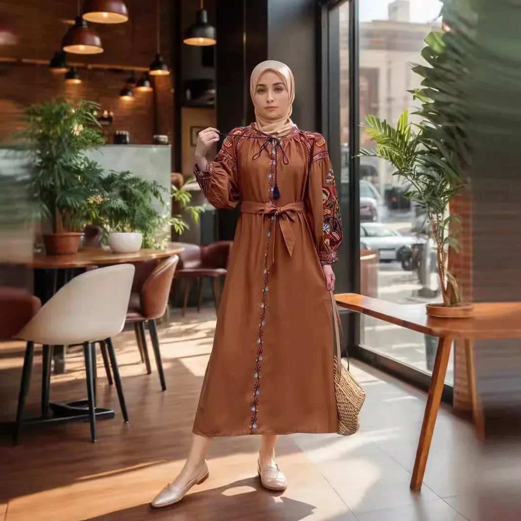 Eid Djellaba Embroidery Muslim Women Maxi Dress Tassel Abaya Dubai Kaftan Turkey Robe Islam Clothing Marocain Femme Caftan Gown
Eid Djellaba Embroidery Muslim Women Maxi Dress Tassel Abaya Dubai Kaftan Turkey Robe Islam Clothing Marocain Femme Caftan Gown