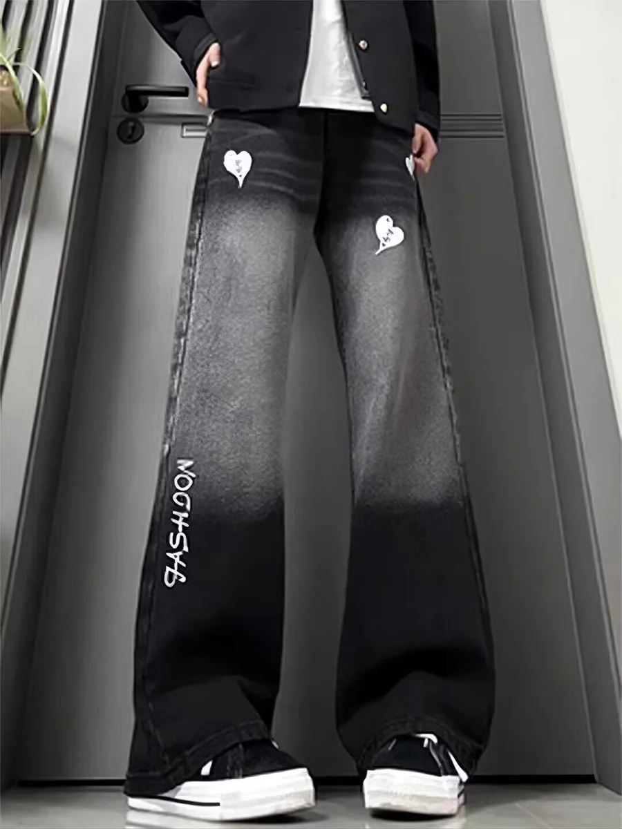 American High Street Embroidered Heart Waed Denim Jeans Men's Straight Leg Bell Bot Trendy Casual Wear All Seasons
American High Street Embroidered Heart Waed Denim Jeans Men's Straight Leg Bell Bot Trendy Casual Wear All Seasons
