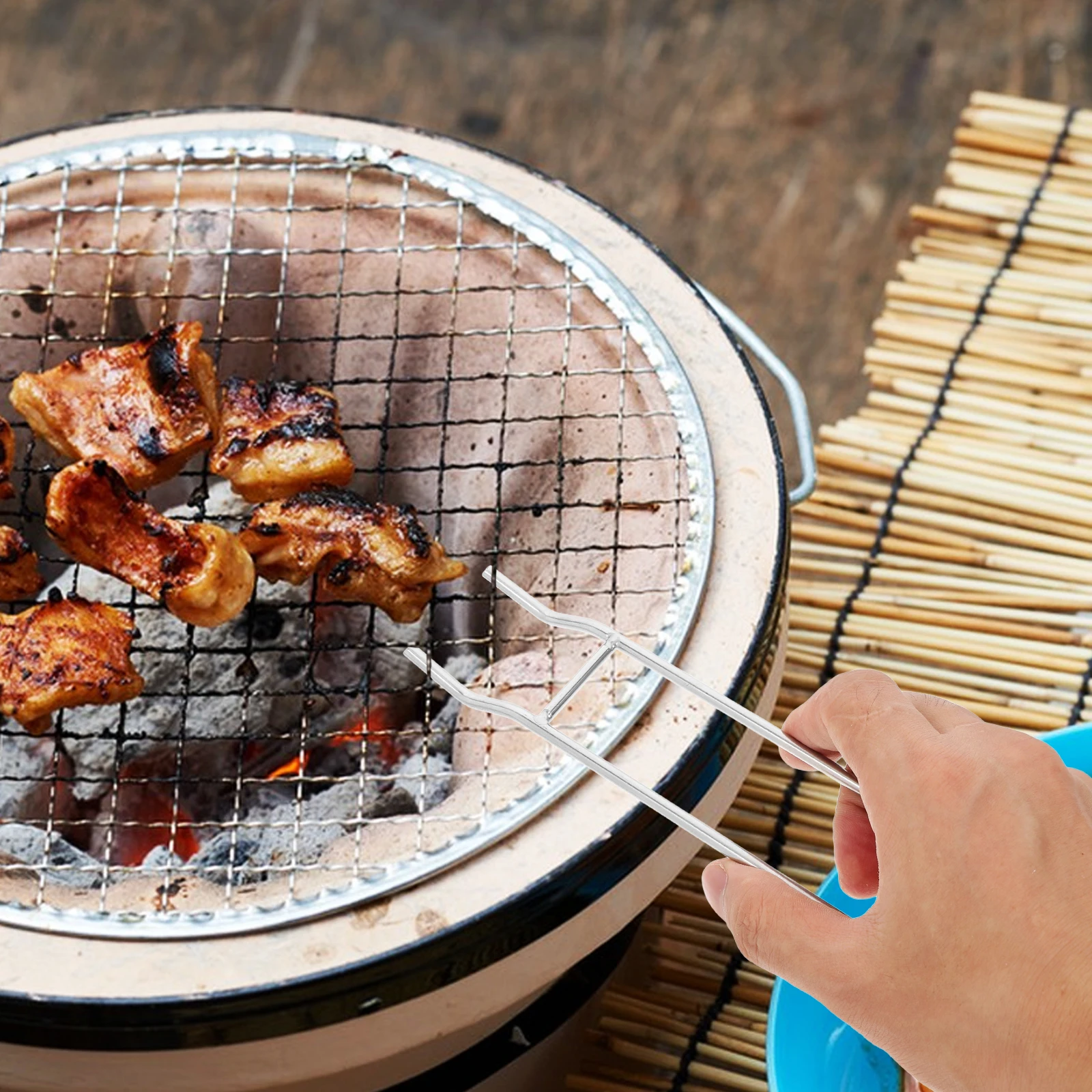 1pc Grill Nets Lifter Durable Stainless Steel BBQ Accessories Charcoal Tool Grate Puller Gas Grills Bbq Plate Lifter
1pc Grill Nets Lifter Durable Stainless Steel BBQ Accessories Charcoal Tool Grate Puller Gas Grills Bbq Plate Lifter