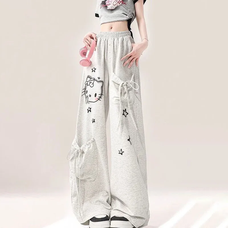 Y2K Hello Kittys, широкие брюки с граффити для девочек, свободные повседневные спортивные спортивные штаны для женщин, осенние повседневные брюки, тренд уличной одежды
Y2K Hello Kittys, широкие брюки с граффити для девочек, свободные повседневные спортивные спортивные штаны для женщин, осенние повседневные брюки, тренд уличной одежды