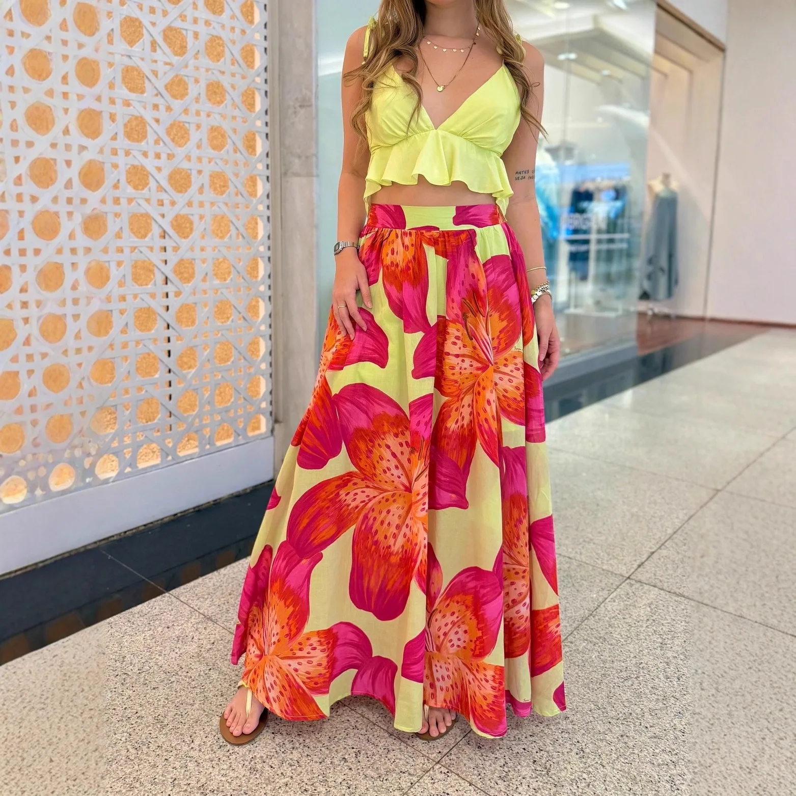 Fashionable And Elegant Office Skirt 2026 Spring/Summer New Skirt Flower Printed Grand Swing Holiday Women's High Waist Skirts
Fashionable And Elegant Office Skirt 2026 Spring/Summer New Skirt Flower Printed Grand Swing Holiday Women's High Waist Skirts