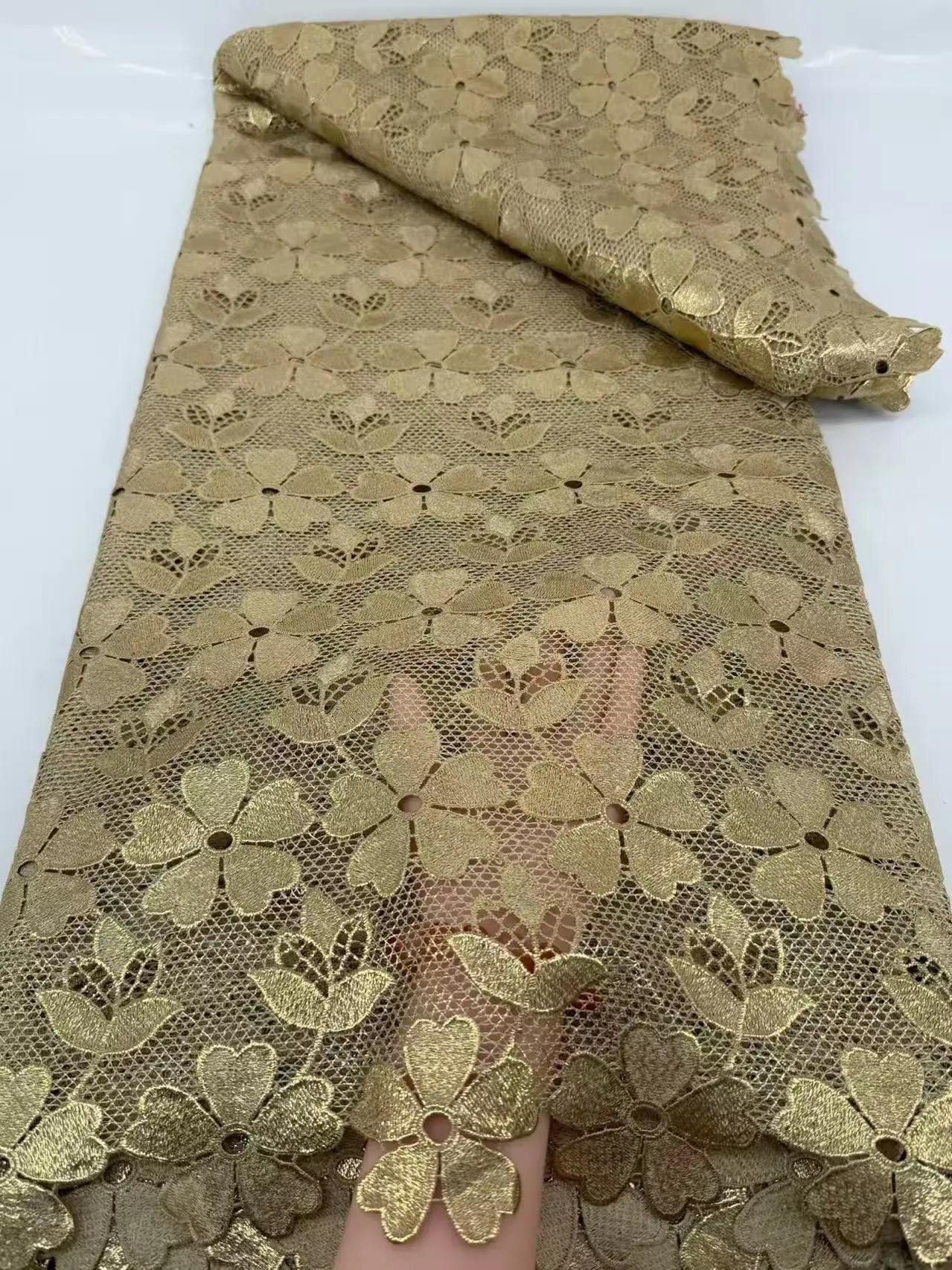 Newest Water Soluble Lace Fabric Embroidered African Guipure Cord Lace Fabric For Sewing Nigerian Women Party Dress Sewing
Newest Water Soluble Lace Fabric Embroidered African Guipure Cord Lace Fabric For Sewing Nigerian Women Party Dress Sewing