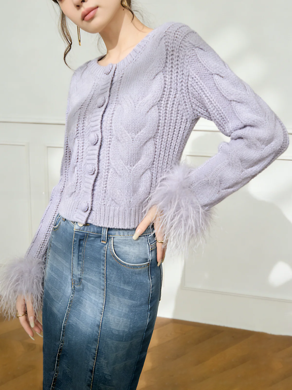 Lulu Women's Slim Fit Short Sweater Fashionable Versatile Design Spring Early Season Style Cleanfit A-Line Sleeve Long Sleeve
Lulu Women's Slim Fit Short Sweater Fashionable Versatile Design Spring Early Season Style Cleanfit A-Line Sleeve Long Sleeve