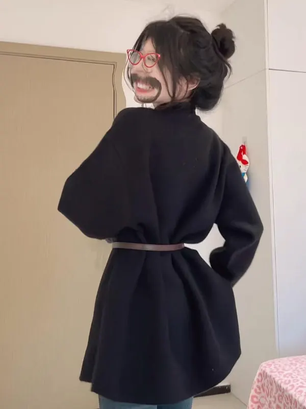 Hebe Sle Bla Waist-Cinching Sweater Unique Beautiful Top for Small Figures Winter Faion 2026 Commute Sle Knitted V-ne
Hebe Sle Bla Waist-Cinching Sweater Unique Beautiful Top for Small Figures Winter Faion 2026 Commute Sle Knitted V-ne