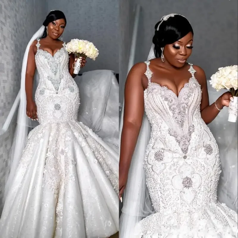 Customized Luxury Beaded Mermaid Wedding Dresses Dubai Spaghetti Crystal Plus Size Wedding Vestidos Sexy Back African Bridal Dre
Customized Luxury Beaded Mermaid Wedding Dresses Dubai Spaghetti Crystal Plus Size Wedding Vestidos Sexy Back African Bridal Dre