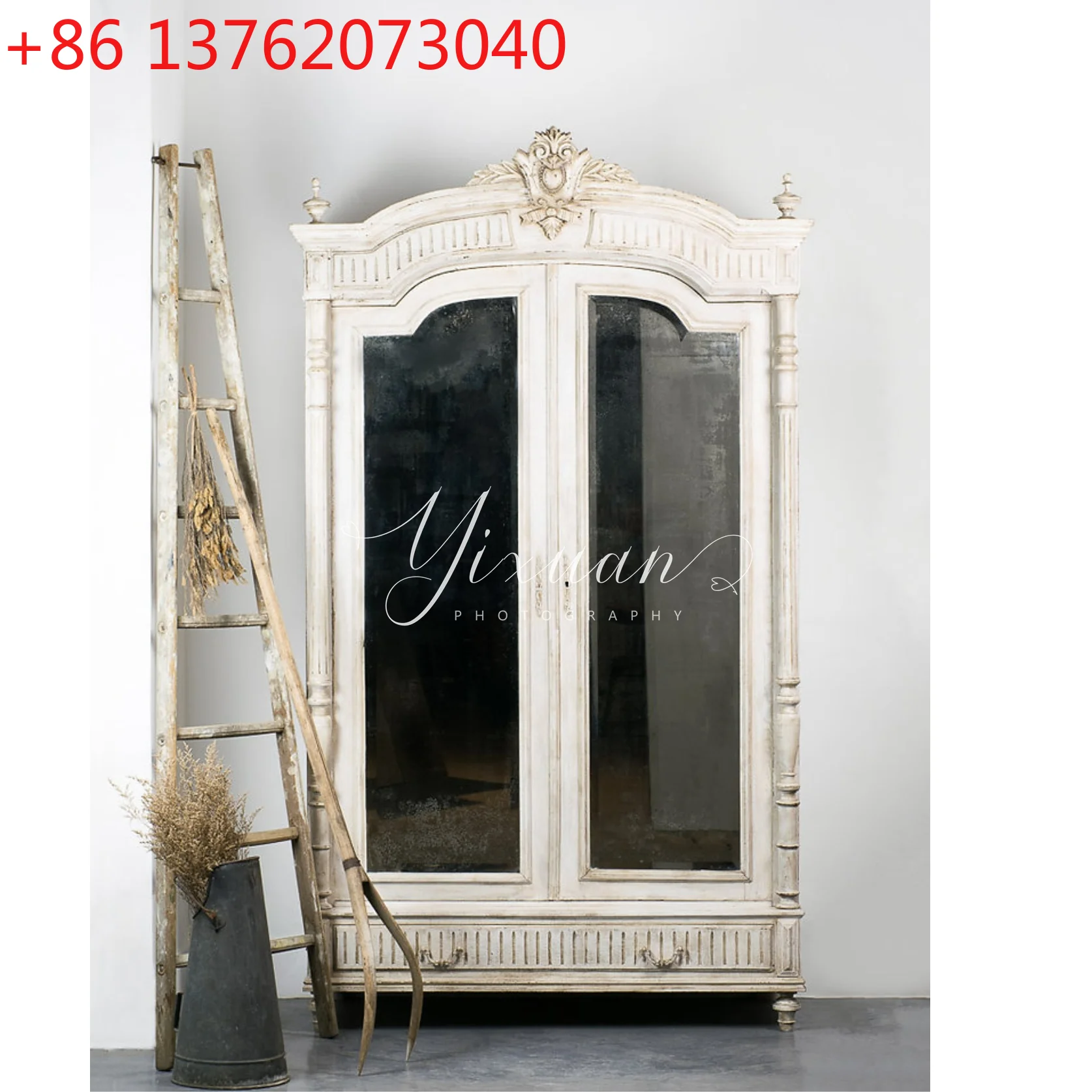 Американский ретро старый резной шкафчик на заказ
Американский ретро старый резной шкафчик на заказ