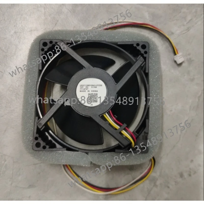 U92C12MS1BA3-57Z32 Холодильник с морозильной камерой, встроенный вентилятор, 9 см/92 мм 0064001995, прямые продажи с фабрики
U92C12MS1BA3-57Z32 Холодильник с морозильной камерой, встроенный вентилятор, 9 см/92 мм 0064001995, прямые продажи с фабрики