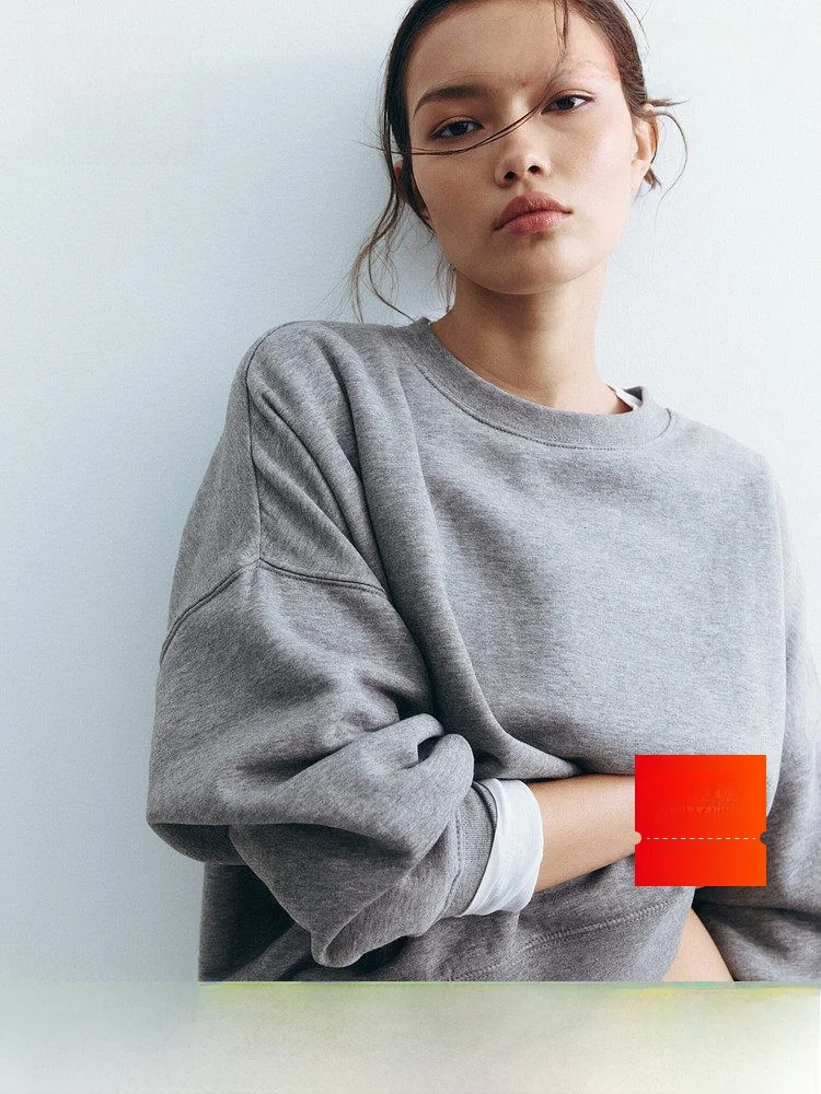 H&M Women's Oversized Hoodie Sweatshirt Velvet Shirt Row System Head over Footwear Outerwear Spring 2026 Other 100%
H&M Women's Oversized Hoodie Sweatshirt Velvet Shirt Row System Head over Footwear Outerwear Spring 2026 Other 100%