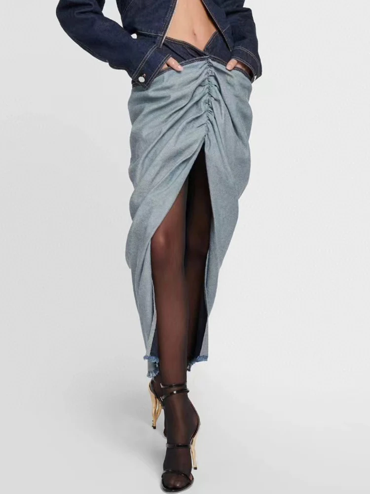 Vintage wash water bright line decoration high-waisted denim skirt 2024 summer women's new fashion all match irregular skirt
Vintage wash water bright line decoration high-waisted denim skirt 2024 summer women's new fashion all match irregular skirt