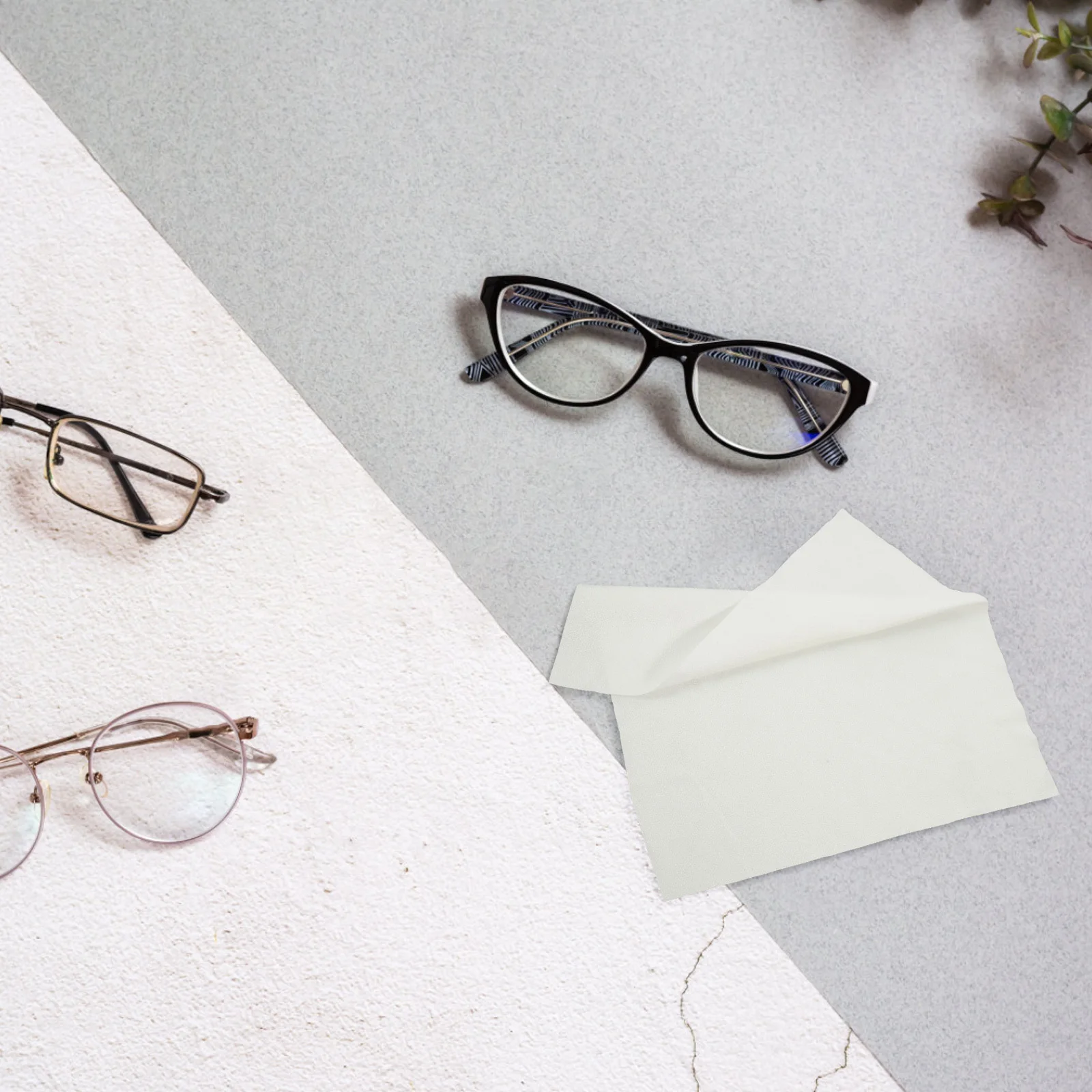 Micro Fiber Cleaning Cloth For Electronics, Screen, Lens, Car Interior, Computer, Glasses, Touch Screen, Dust ,
Micro Fiber Cleaning Cloth For Electronics, Screen, Lens, Car Interior, Computer, Glasses, Touch Screen, Dust ,