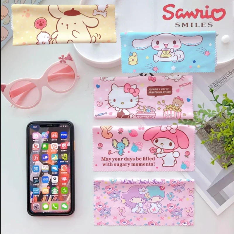 Sanrio Hello Kitty Screen Cleaning Cloth Cartoon Glasses Cloths Wiping Deerskin Fleece Lens Phone Clean Cloth Eyewear Accessory
Sanrio Hello Kitty Screen Cleaning Cloth Cartoon Glasses Cloths Wiping Deerskin Fleece Lens Phone Clean Cloth Eyewear Accessory