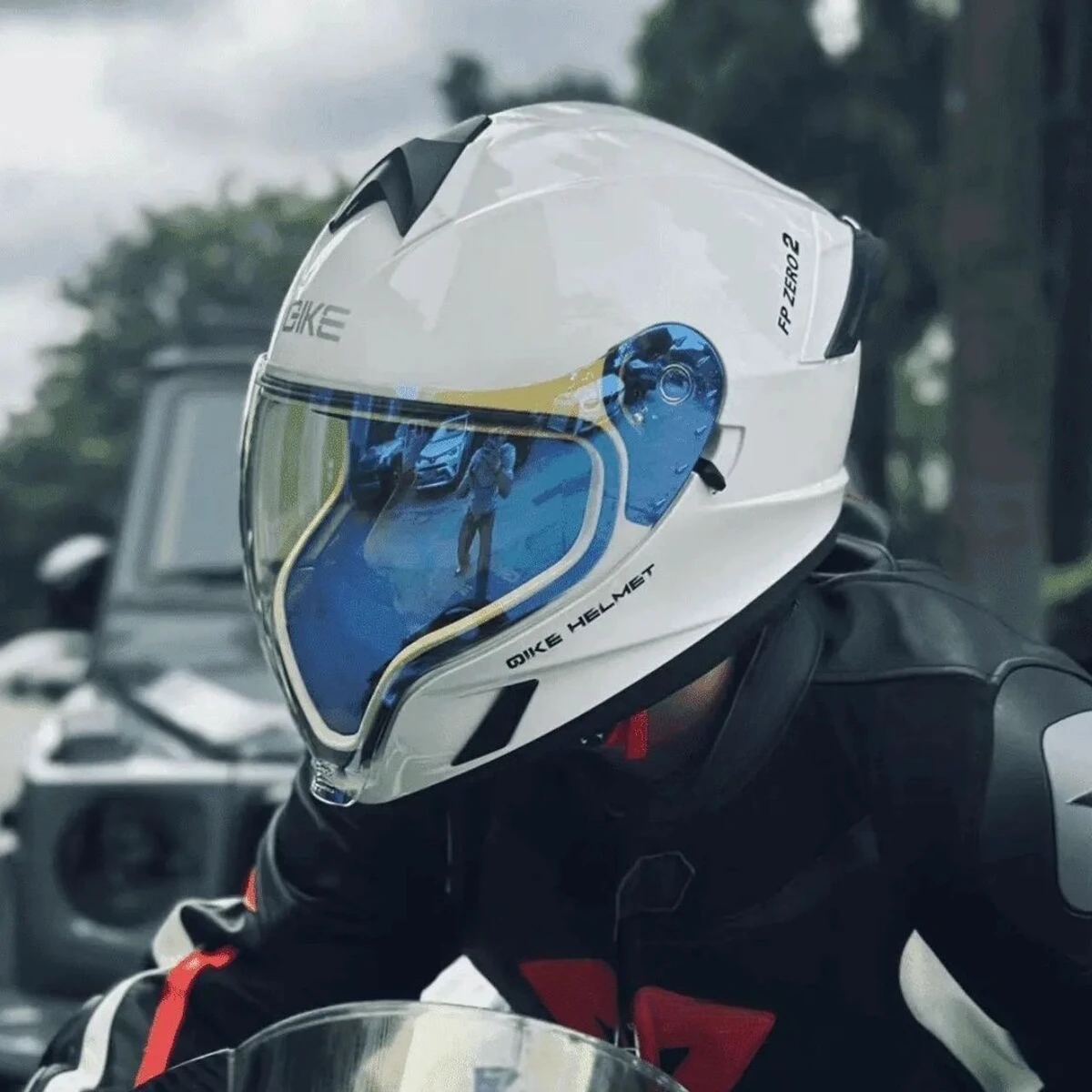 Motorcycle Flip Up Helmet Dual Sunvisor DOT Cascos Full Face Helmet for Adventure Motorcycle Street Sport Bike Helmet M-XXL
Motorcycle Flip Up Helmet Dual Sunvisor DOT Cascos Full Face Helmet for Adventure Motorcycle Street Sport Bike Helmet M-XXL