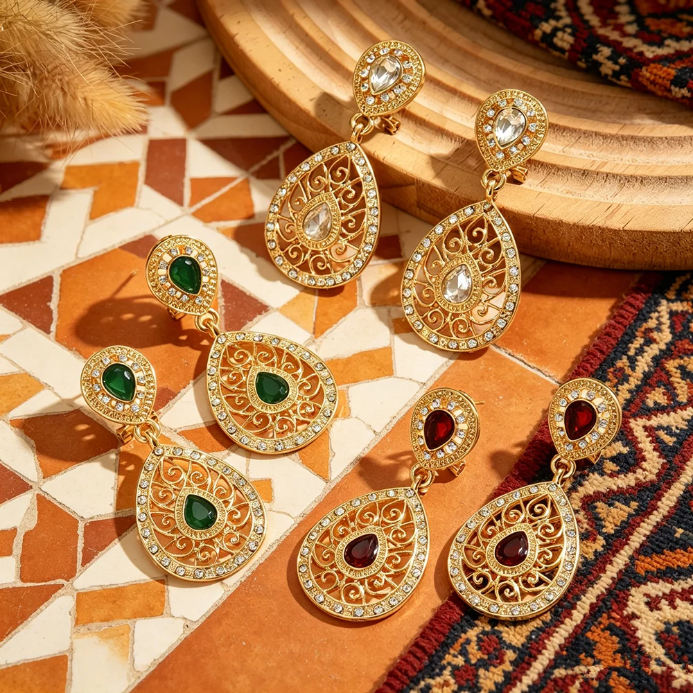 Fashionable Gold Plated Metal Earrings with Hollow Floral Design for Women - Versatile for Weddings And Parties
Fashionable Gold Plated Metal Earrings with Hollow Floral Design for Women - Versatile for Weddings And Parties