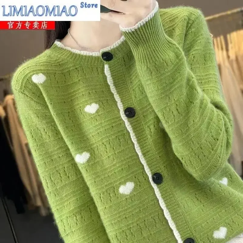 Autumn And Winter New Authentic Wool Cardigan Women's Round Neck Color Matching Long-Sleeved Knitted Sweater Loose Fashion Top
Autumn And Winter New Authentic Wool Cardigan Women's Round Neck Color Matching Long-Sleeved Knitted Sweater Loose Fashion Top