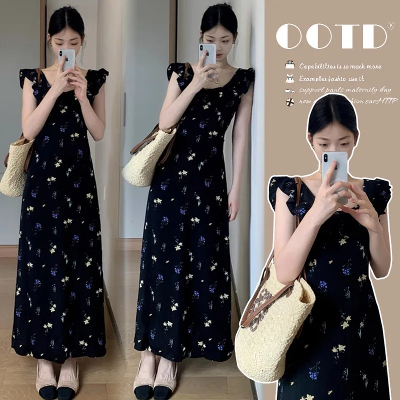 French Elegance Maternity Dress Summer New Black Floral Print Dress with Flutter Sleeves and Ruffled Hem Slim Fit Maxi Dress
French Elegance Maternity Dress Summer New Black Floral Print Dress with Flutter Sleeves and Ruffled Hem Slim Fit Maxi Dress