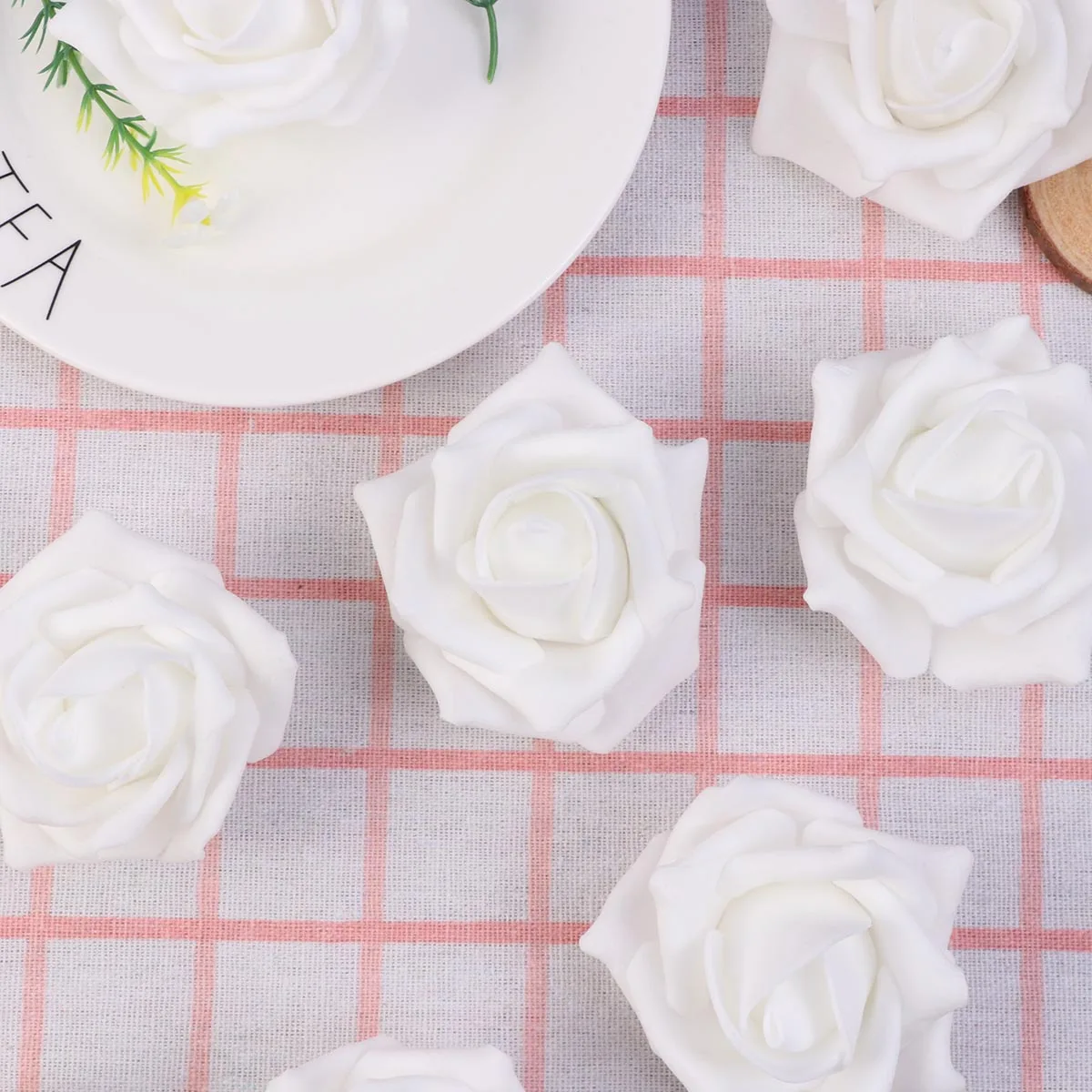 100pcs Artificial Rose Heads Realistic Decor Floral Foam Wedding Party Toss Decoration Reusable Photo Prop ArtificialRoseHead
100pcs Artificial Rose Heads Realistic Decor Floral Foam Wedding Party Toss Decoration Reusable Photo Prop ArtificialRoseHead