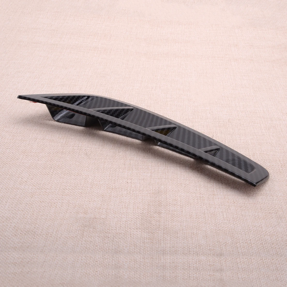 2Pcs ABS Car Auto Front Bumper Side Air Outlet Cover Molding Trim Fit for Hyundai Sonata 2020 2021 Styling
2Pcs ABS Car Auto Front Bumper Side Air Outlet Cover Molding Trim Fit for Hyundai Sonata 2020 2021 Styling