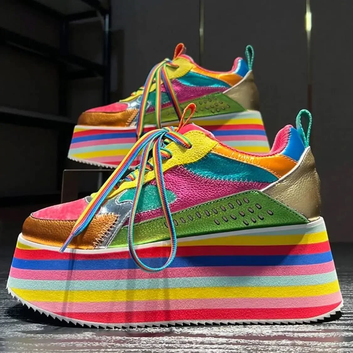 Rainbow Color Platform Casual Shoes Women Round Toe Cross Tied Height Increasing Sneakers 2025 Spring Autumn New Anti-slip Boots
Rainbow Color Platform Casual Shoes Women Round Toe Cross Tied Height Increasing Sneakers 2025 Spring Autumn New Anti-slip Boots