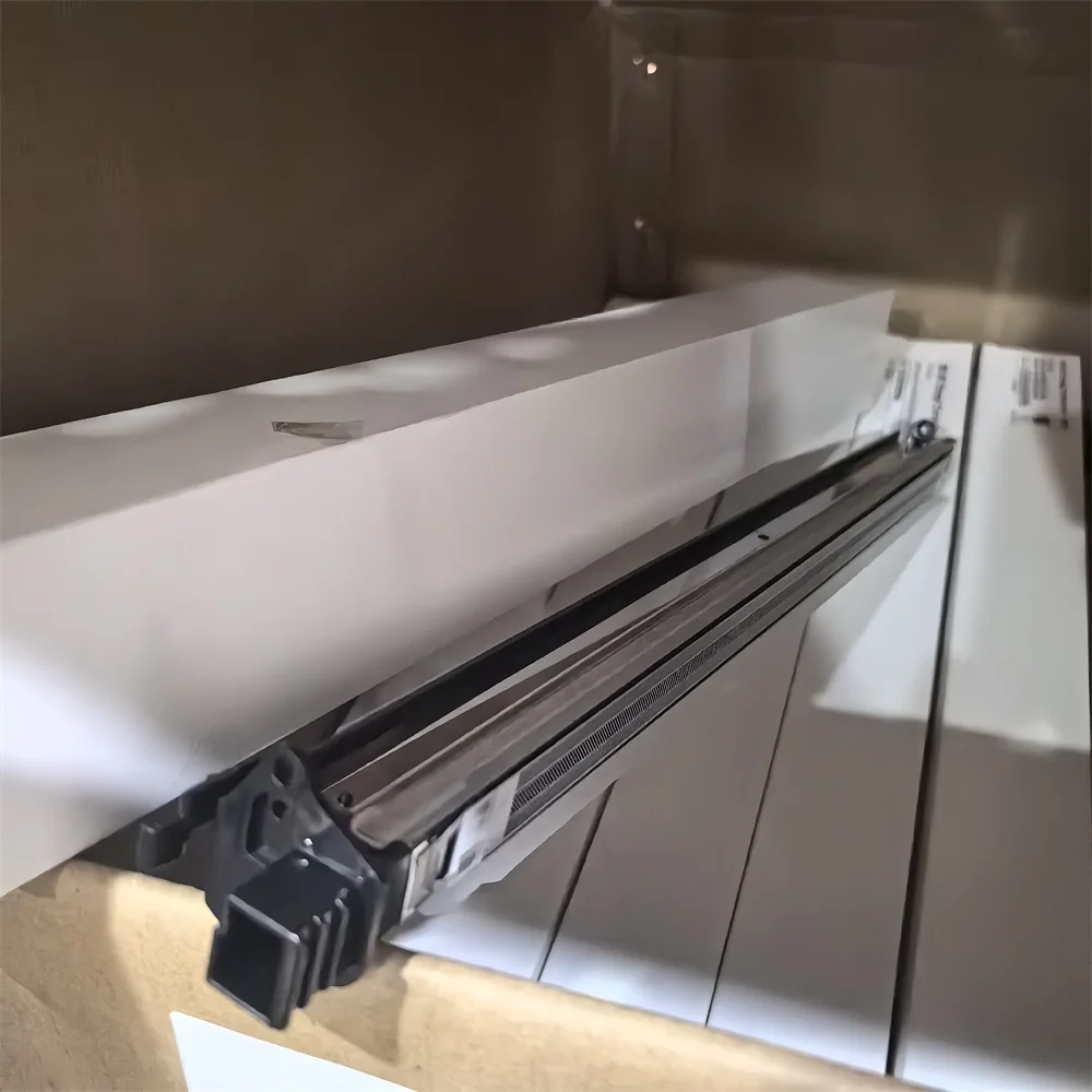 CCASZ0360DS53 Main Charge Unit for Sharp MX 3050 3051 3070 3071 3550 3551 4050 4070 5050 5070 6050 C3081 3082 3581 4081 3121
CCASZ0360DS53 Main Charge Unit for Sharp MX 3050 3051 3070 3071 3550 3551 4050 4070 5050 5070 6050 C3081 3082 3581 4081 3121