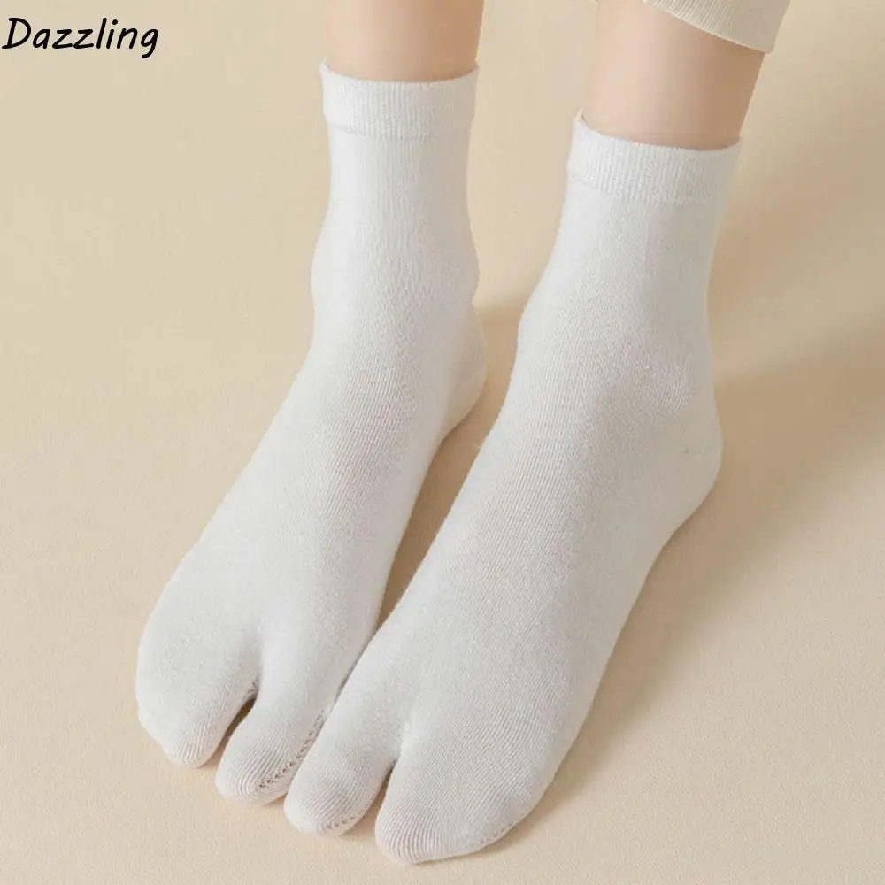 3Pairs Fashion Mid-calf Flip Flops Socks Ankle Hosiery Solid Color Two Toes Socks Hosiery Thin Tube Socks Women Outdoor
3Pairs Fashion Mid-calf Flip Flops Socks Ankle Hosiery Solid Color Two Toes Socks Hosiery Thin Tube Socks Women Outdoor