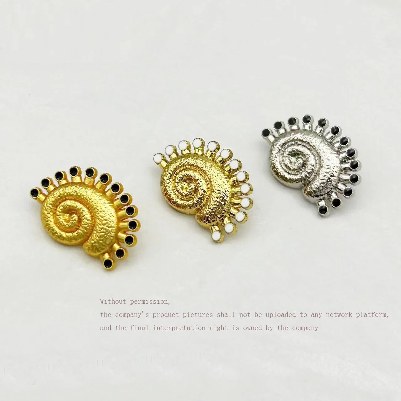 10pcs New Arrival Niche Snail-Shaped Metal Button Knitted Sweater Shirt Dress with Decorative Buttons - Wholesale
10pcs New Arrival Niche Snail-Shaped Metal Button Knitted Sweater Shirt Dress with Decorative Buttons - Wholesale