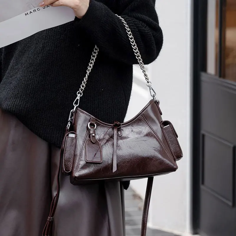 Genuine Leather Women's Shoulder Bag Luxury Designer Women Chain Bag Oil Wax Cowhide Crossbody Bags Female Handbags
Genuine Leather Women's Shoulder Bag Luxury Designer Women Chain Bag Oil Wax Cowhide Crossbody Bags Female Handbags