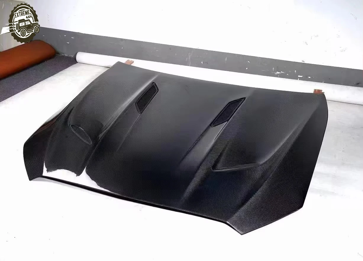 Carbon Fiber Engine Hood for Mercedes Benz C-Class W206 C200 C300 C43 C63S
Carbon Fiber Engine Hood for Mercedes Benz C-Class W206 C200 C300 C43 C63S