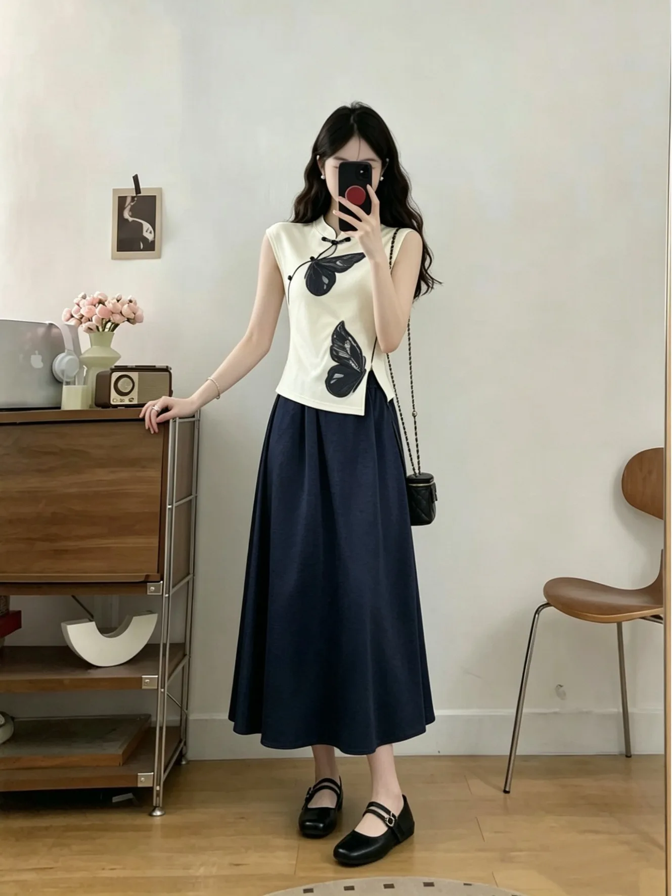plus Size Loose Summer New Chinese Style Embroidery Top Skirt Two-Piece Set Fashionable Commute Short Sleeve Midi S...
plus Size Loose Summer New Chinese Style Embroidery Top Skirt Two-Piece Set Fashionable Commute Short Sleeve Midi S...