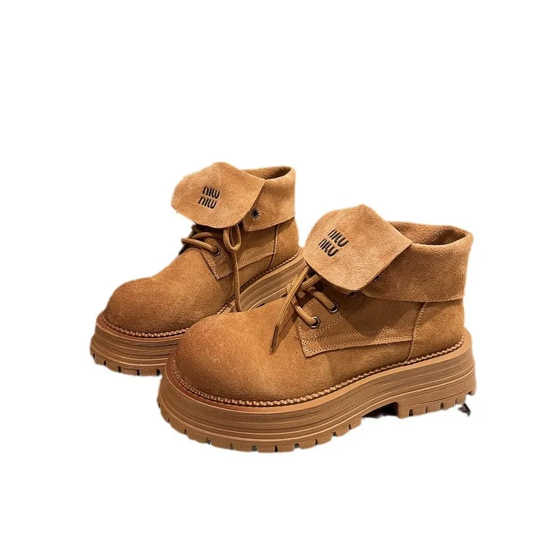 Retro Women Boots Genuine Suede Leather Round Toe Lace Up Female Outdoor Tooling Boots Fashion Platform Women Ankle Work Boots
Retro Women Boots Genuine Suede Leather Round Toe Lace Up Female Outdoor Tooling Boots Fashion Platform Women Ankle Work Boots