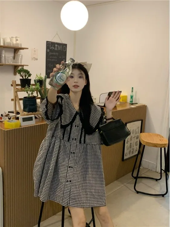 Sweet Style Plaid Loose Fit Doll Collar Lace Trim Shirt for Women Age Reversing Flattering plus Size Meat Concealing Cardigan
Sweet Style Plaid Loose Fit Doll Collar Lace Trim Shirt for Women Age Reversing Flattering plus Size Meat Concealing Cardigan