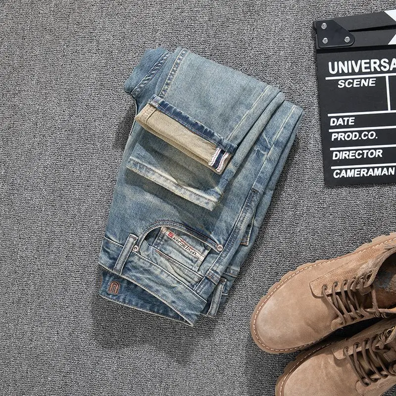 Fashionable street nostalgia heavyweight retro jeans for men, slim fit small straight tube, vintage washed casual trend pants
Fashionable street nostalgia heavyweight retro jeans for men, slim fit small straight tube, vintage washed casual trend pants