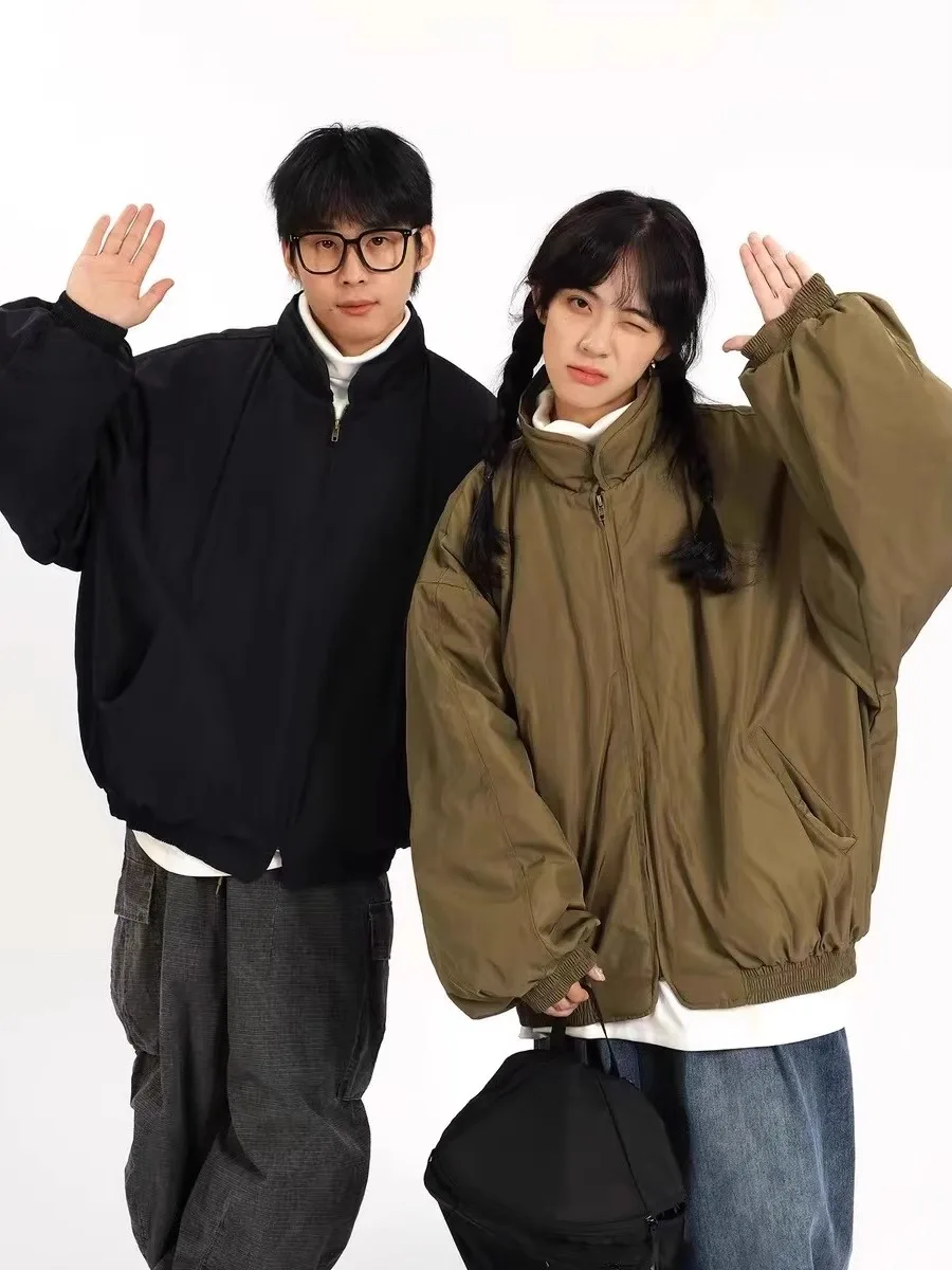 Retro Japanese Sle Thiened Cotton Jaet Stand Collar Loose Baseball Flight Suit Men's American Trendy Brand Youth Casual...
Retro Japanese Sle Thiened Cotton Jaet Stand Collar Loose Baseball Flight Suit Men's American Trendy Brand Youth Casual...