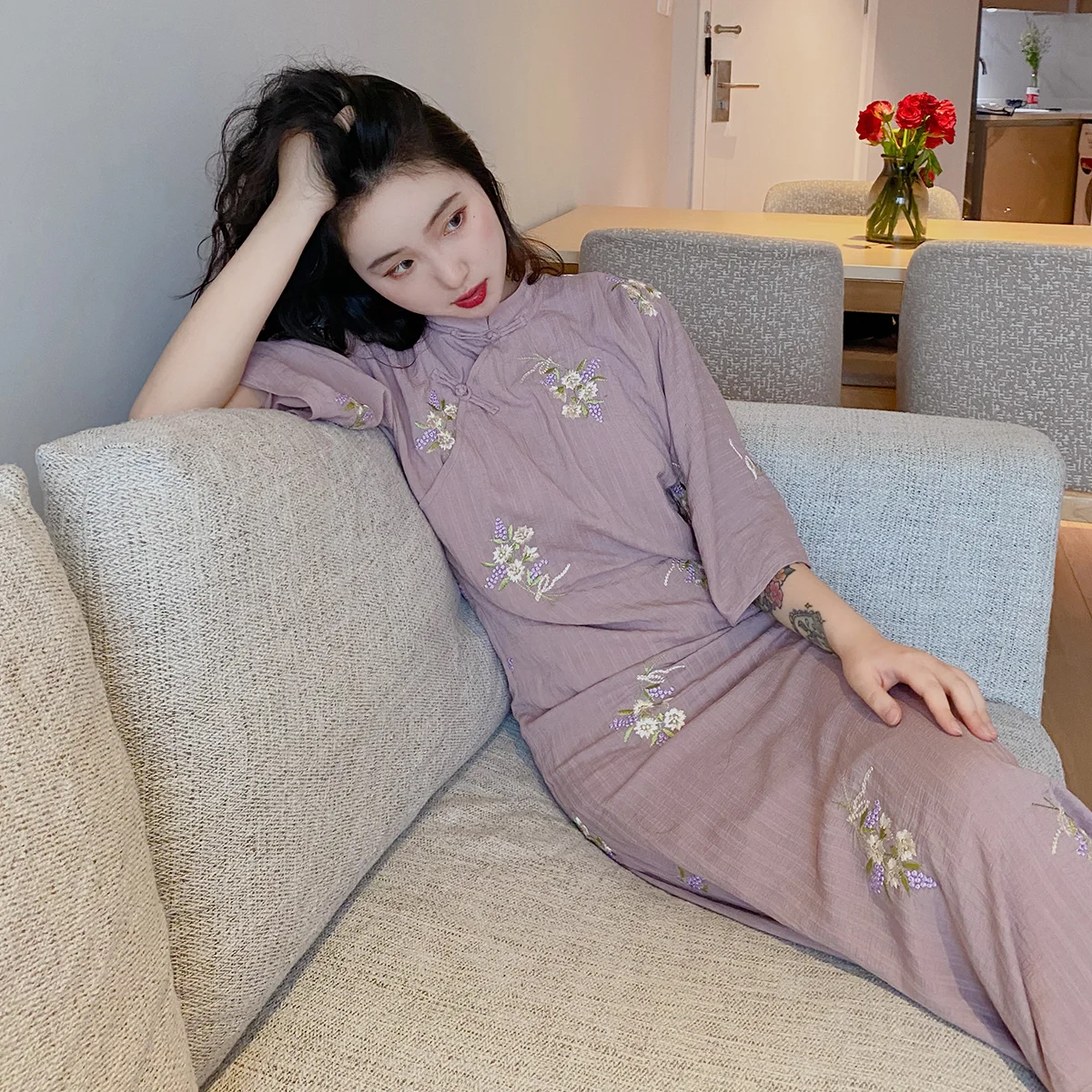 Luju New Young Loose Version Summer Purple Dr Retro Sle Floral Patterned Single Sve Length Seven Inches Dai...
Luju New Young Loose Version Summer Purple Dr Retro Sle Floral Patterned Single Sve Length Seven Inches Dai...