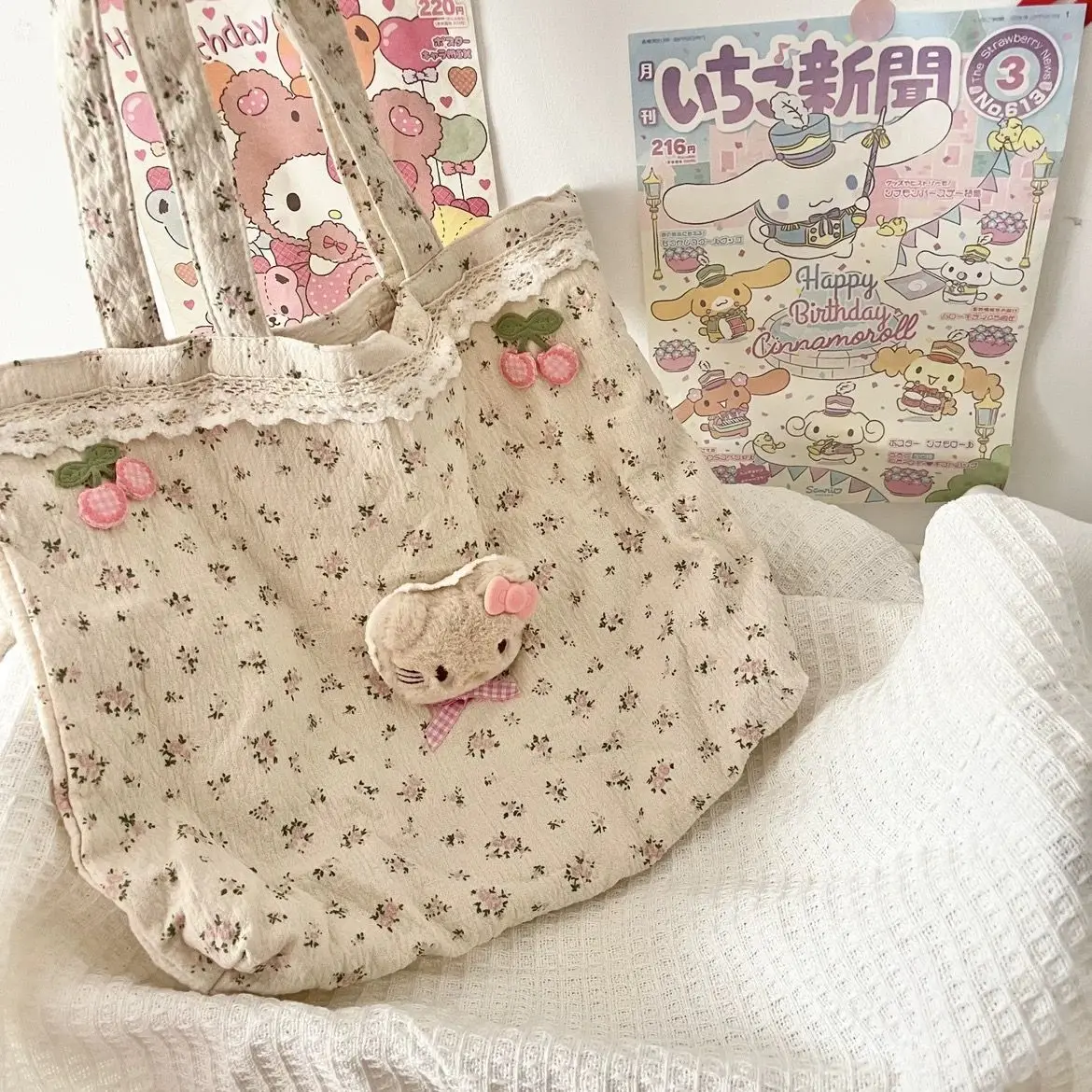 Xiuya Цветочная женская сумка на плечо Элегантная милая винтажная сумка Hello Kitty Новая сумка Роскошные дизайнерские повседневные модные эстетические сумки
Xiuya Цветочная женская сумка на плечо Элегантная милая винтажная сумка Hello Kitty Новая сумка Роскошные дизайнерские повседневные модные эстетические сумки
