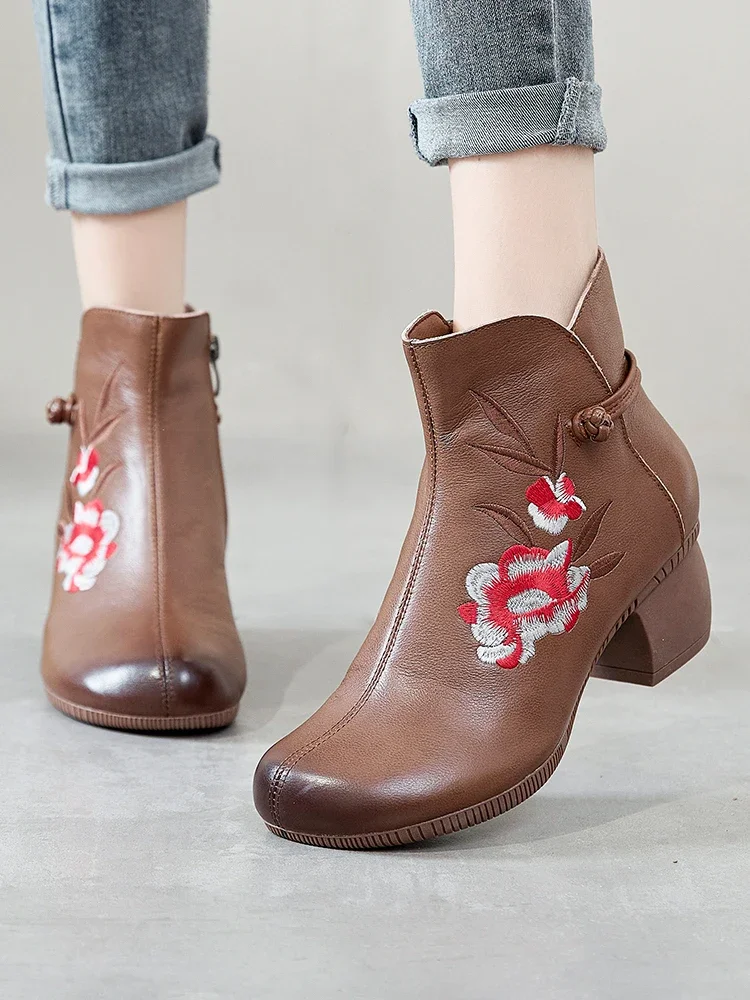 Birkuir Embroidery Flowers Thick Heel Ankle Boots For Women Button Side Zip Short Boots Genuine Leather 5cm High Heel Boots
Birkuir Embroidery Flowers Thick Heel Ankle Boots For Women Button Side Zip Short Boots Genuine Leather 5cm High Heel Boots