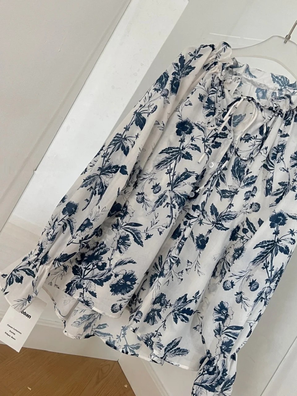 Faionable Chinese Sle irt Women's Summer 2025 Slim Fit Long Sve Printed Top High End Feelings Belted Single Button
Faionable Chinese Sle irt Women's Summer 2025 Slim Fit Long Sve Printed Top High End Feelings Belted Single Button
