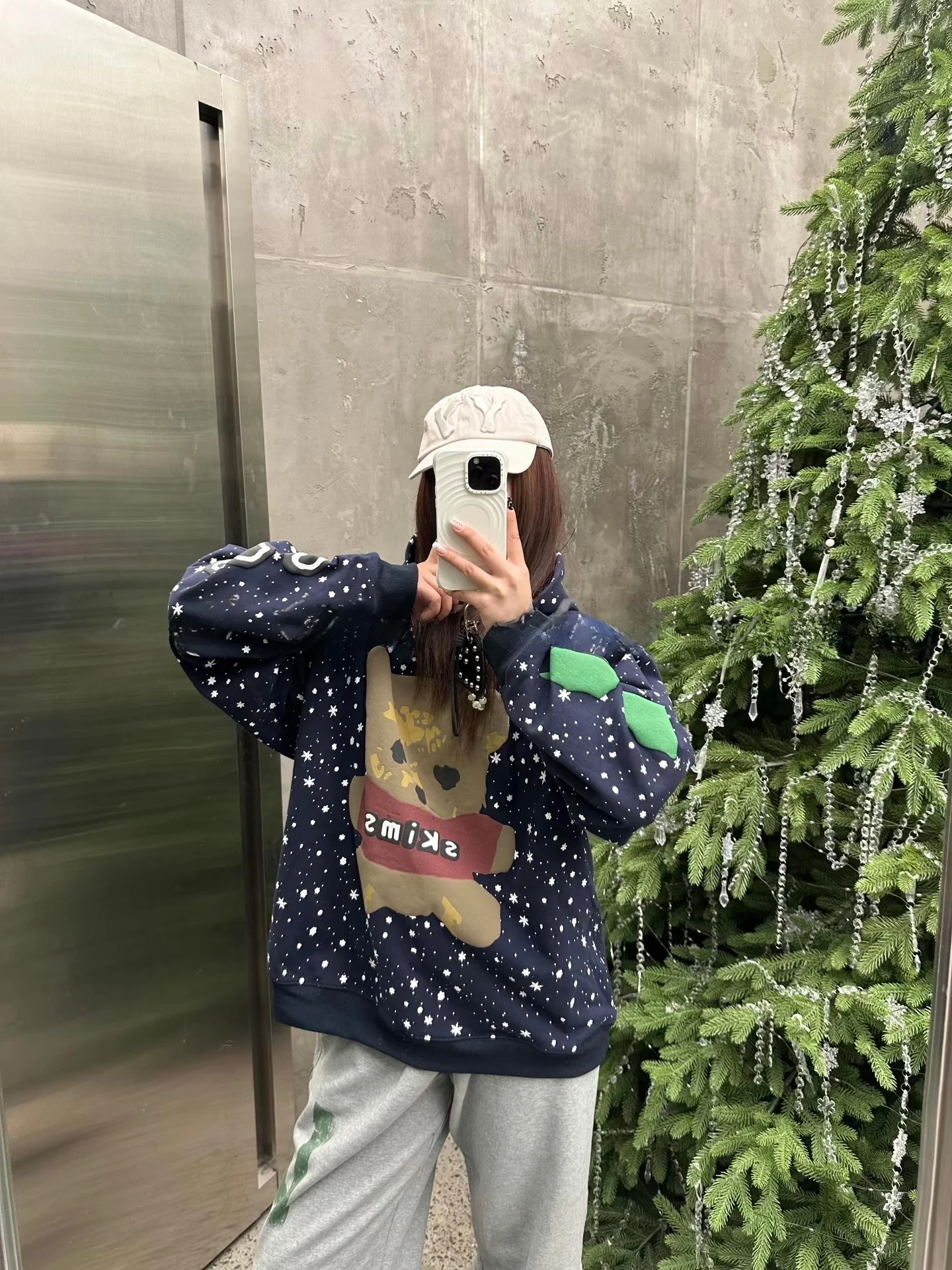 Женская толстовка с капюшоном Cisas Bear с принтом снежинок, свободного кроя, с длинными рукавами, из хлопка и полиэстера, для ранней весны, Австралия
Женская толстовка с капюшоном Cisas Bear с принтом снежинок, свободного кроя, с длинными рукавами, из хлопка и полиэстера, для ранней весны, Австралия