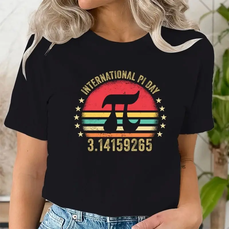 Классическая женская футболка в стиле ретро International Pi Day, настраиваемая ручная роспись, одежда Cus Faion Apparel
Классическая женская футболка в стиле ретро International Pi Day, настраиваемая ручная роспись, одежда Cus Faion Apparel