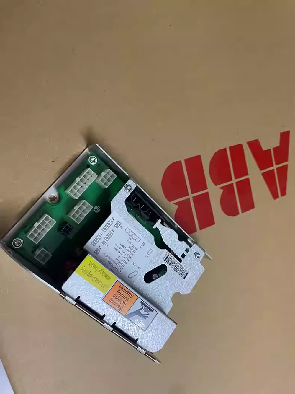 Для основной распределительной платы питания ABB DSQC662 3avi026254-001/07
Для основной распределительной платы питания ABB DSQC662 3avi026254-001/07