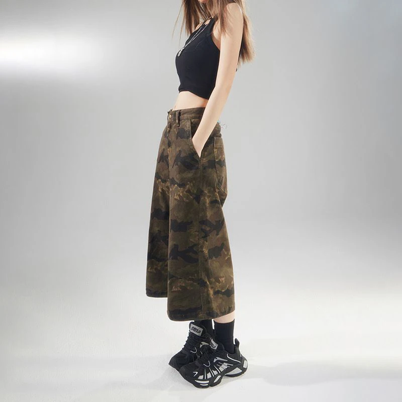 American Retro High-waisted Baggy Wide Leg Jeans Camouflage Pants Women Fashionable Versatile Straight Jeans Spring Summer New
American Retro High-waisted Baggy Wide Leg Jeans Camouflage Pants Women Fashionable Versatile Straight Jeans Spring Summer New