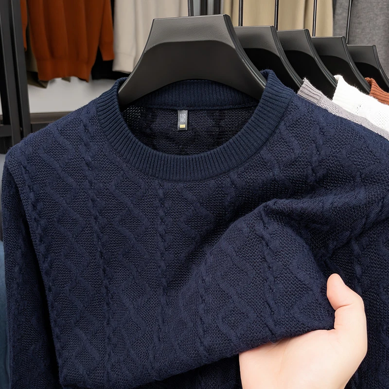 Trend luxury knitted men's round neck sweater high-end comfort simple solid color autumn new warm Korean style casual pullover
Trend luxury knitted men's round neck sweater high-end comfort simple solid color autumn new warm Korean style casual pullover