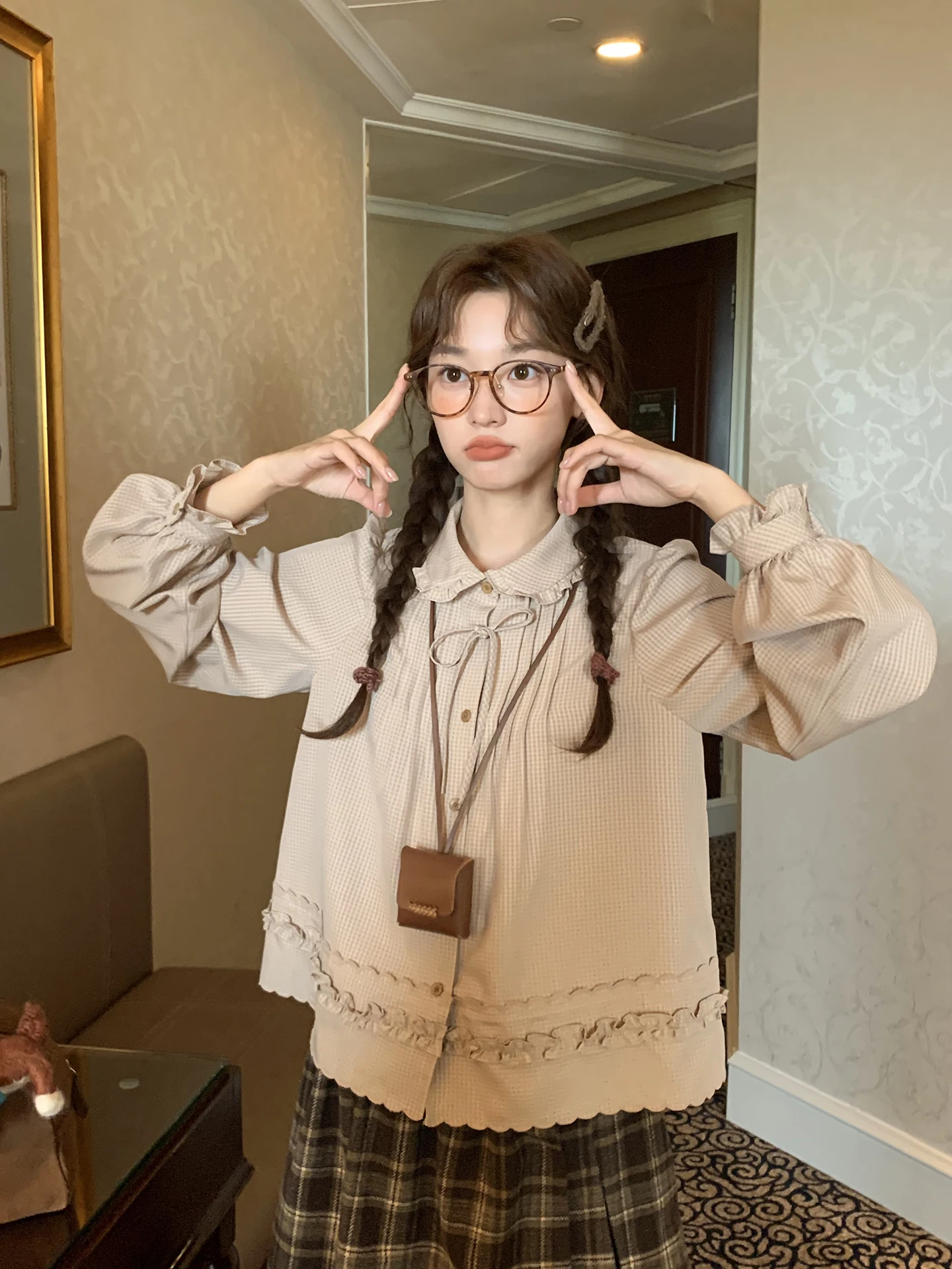 Girls Long Sve irt Doll Collar Academy Sle Loose Fit Polyester Fabric Bubble Sve Embroidered Decorated J254304
Girls Long Sve irt Doll Collar Academy Sle Loose Fit Polyester Fabric Bubble Sve Embroidered Decorated J254304