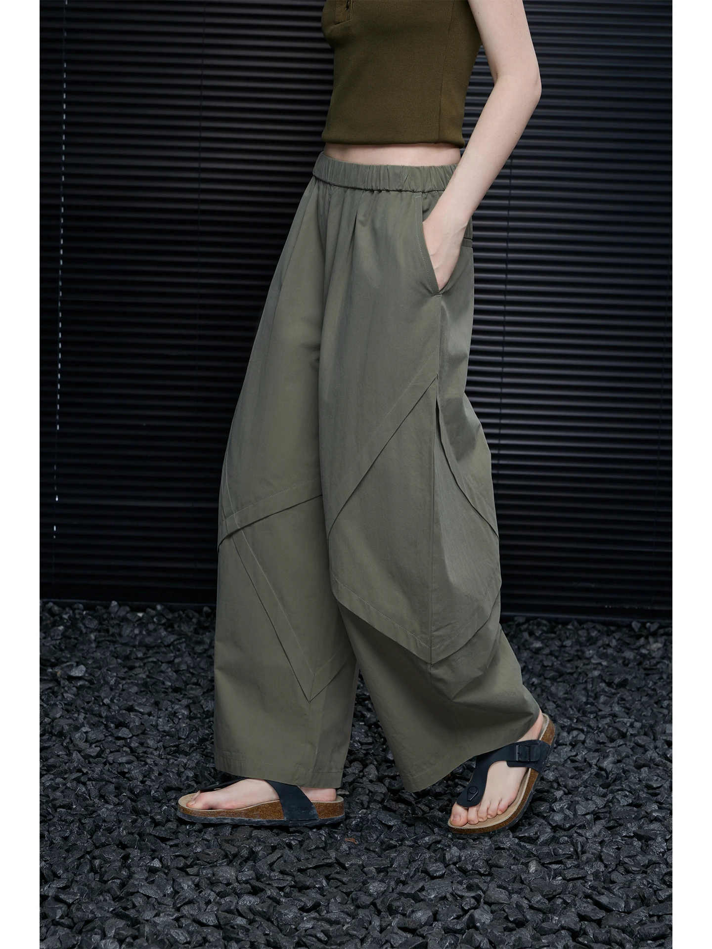 Pure Cotton Wide Leg Casual Pants Women's Spring 2026 New Sle Balloon Pants Asymmetrical Design Street Sle l Waist
Pure Cotton Wide Leg Casual Pants Women's Spring 2026 New Sle Balloon Pants Asymmetrical Design Street Sle l Waist