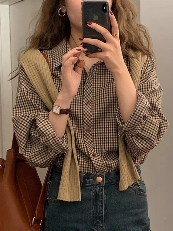 Ele Women's Plaid irt Vintage Hong Kong Sle Design Slimming Straight Cut Long Sve Button up Commute Faion
Ele Women's Plaid irt Vintage Hong Kong Sle Design Slimming Straight Cut Long Sve Button up Commute Faion